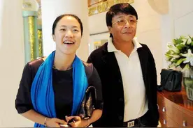 曾是国乒一姐的王楠，为何嫁给二婚还大8岁的郭斌？有钱不是关键图片