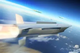 中国高超音速武器再获突破！一根简易天线实现全程遥控，成本大降图片