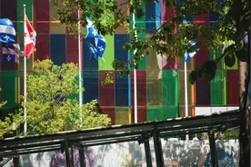 香港富豪们为何喜欢移民加拿大？图片