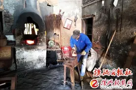 雷打石镇最后的打铁铺图片