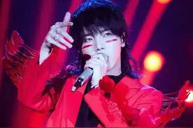 华语乐坛姓“华”了？坐拥3000万粉丝的顶流“火星大魔王”陨落！图片
