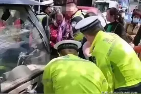 受伤的就是大爷？不戴头盔还袭警，舆论为何总是盯着交警说事图片