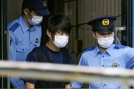 山上射杀安倍却被民众崇拜？深度分析，真相或源于资本剥削图片