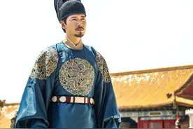 朱允炆真的是朱元璋嫡长孙吗？朱元璋到底应不应该传位于朱允炆？图片
