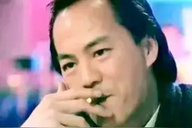 狄龙有多牛？成龙叫他老爸，曾志伟畏之如虎，张国荣为他打下手图片