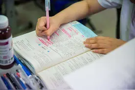 为什么别人学习那么好，自己却成绩不理想图片