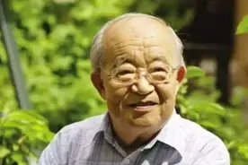 词作家乔羽：他写的歌大家都会唱，与初恋妻子考“互哄”幸福68年图片