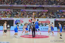 四川远达美乐队卫冕总冠军 全国女子篮球锦标赛12强决战古城落幕图片
