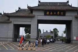 从留学生到在校生?巴厘岛遇害女性竟是南昌工学院学生,还尚未毕业图片