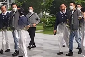 刘德华陪朱丽倩返大马过年，女方舅父接待，他与义工聊天毫无架子图片