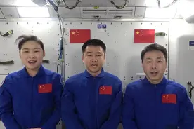 神舟十四号三人组顺利归来，太空失重导致骨质流失，多久能恢复？图片