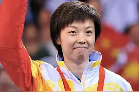 张怡宁：闪婚嫁给袁立前任，生下一儿一女，结婚14年被宠成宝图片