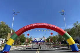 第一现场 | 直击呼伦贝尔学院2022级迎新现场→图片
