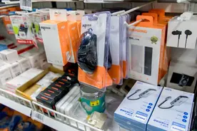 自助理发成年轻人新选择，理发用品外卖订单量大涨133%图片