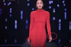 贾静雯C位开场《浪姐4》，吴倩法令纹显老，瞿颖超模气场强大图片