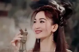 别“卖肉”尬演妩媚和风情了，这8位演员告诉你，什么叫媚骨天成图片