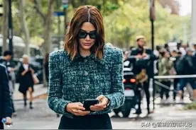 最近火了一种裤子叫：“裤脚剪一刀”，高级显瘦，明星潮人都爱穿图片