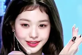 韩国当红学霸美少女，18岁逆天长腿张元英，出名趁早从中学退学图片