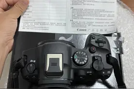 佳能R6二代，就很后悔，眼泪不停的流图片