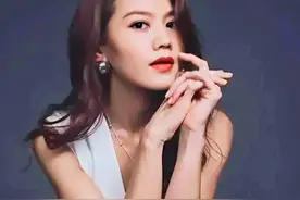 周秀娜性感美照图片