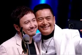 上海这一夜，谢楠主持，吴京“偷拍”，沈腾一耍宝，笑果就出来了图片