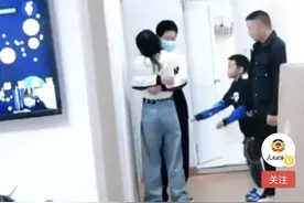 孙辉大声喊：哥哥，姐姐回来了图片