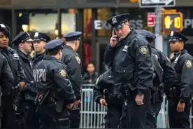 2022年，华裔女博士因拒缴物业费与美国警察对峙，最终被乱枪射杀图片