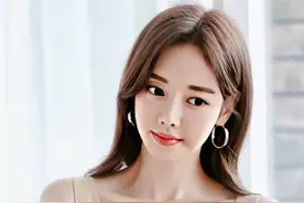 孙允珠：近乎完美的身材，赏心悦目 小蛮腰和性感美腿，人间至美图片