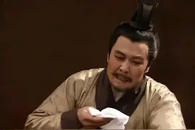 张飞弃城逃命没管刘备老婆，刘备冷冷说了2句话，现已成黑帮名言图片