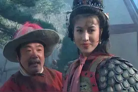 难怪扈三娘嫁给王英时不反抗，你看她被活捉后，宋江都干了些什么图片