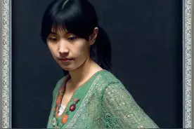 四川画家一幅肖像画了1年，模特忍不了跑了，后来画作卖了7015万图片