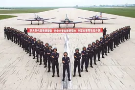 一等功，飞着拿！图片