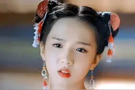 8位女星“肉脸蛋”太可爱！肉乎乎，软糯糯，你最想捏谁图片