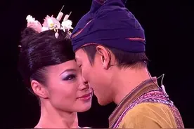 她陪刘德华25年，如今41岁仍未嫁人，眼睁睁看着华仔娶了别人图片