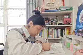 在纵览，看见自己 | 唐山轮椅女孩张雨轩：以梦为马，向阳而生图片