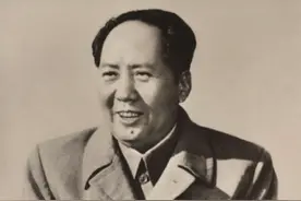 1954年西湖迁墓，毛主席指示：岳飞墓不可迁！说出原因，让人敬佩图片