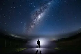 为什么宇宙中能够诞生生命？图片