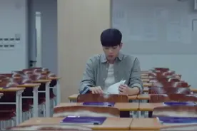 性张力满满！这韩剧尺度太大了，金牌教师和学生玩起年下禁忌恋图片