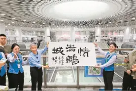 【深圳特区报】“山西姥爷”深圳之旅惊喜不断 称赞“深圳是科创之城，也是文化之城，这座城市太美了！”图片