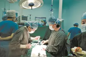 当代“三无学生”的悲哀，每年60万医学毕业生，大多数却只能转行图片