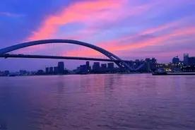 美图来袭！魔都今日份的绝美晚霞，你拍到了吗？图片