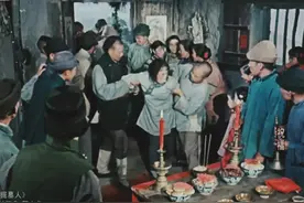 全片都是讽刺！这题材放现在没人敢拍，揭露了封建社会吃人的本质图片