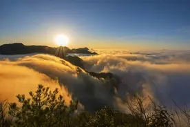 在黑暗里看光明，就会发现光的细节——2022年的总结图片