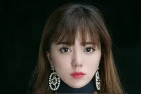 “隐形富婆”阿兰：戴上亿九眼天珠，21岁打败王菲，坐拥亿万身价图片