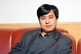 65岁国家一级演员被逮捕！与他人发生不正当关系，涉嫌数十条罪名图片
