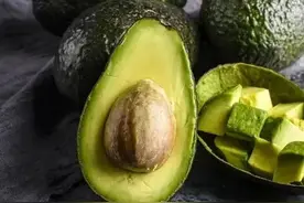 亚非说｜这6种常见「伪低卡食物」让你越吃越胖，全是坑图片