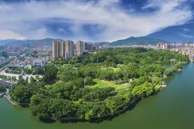 惠东全力冲刺创建全国县级文明城市，惠民之花处处开图片