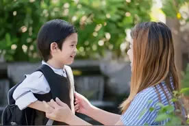 被送去幼儿园“小小班”的孩子，是可怜还是享受？在于家长的选择图片