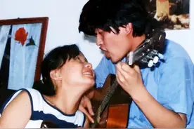 刘欢和卢璐一见钟情，认识9天就订婚，至今34年恩爱如初无绯闻图片