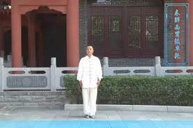 鹅坡话武术|梁氏少林养生八段锦（第三、四式）图片